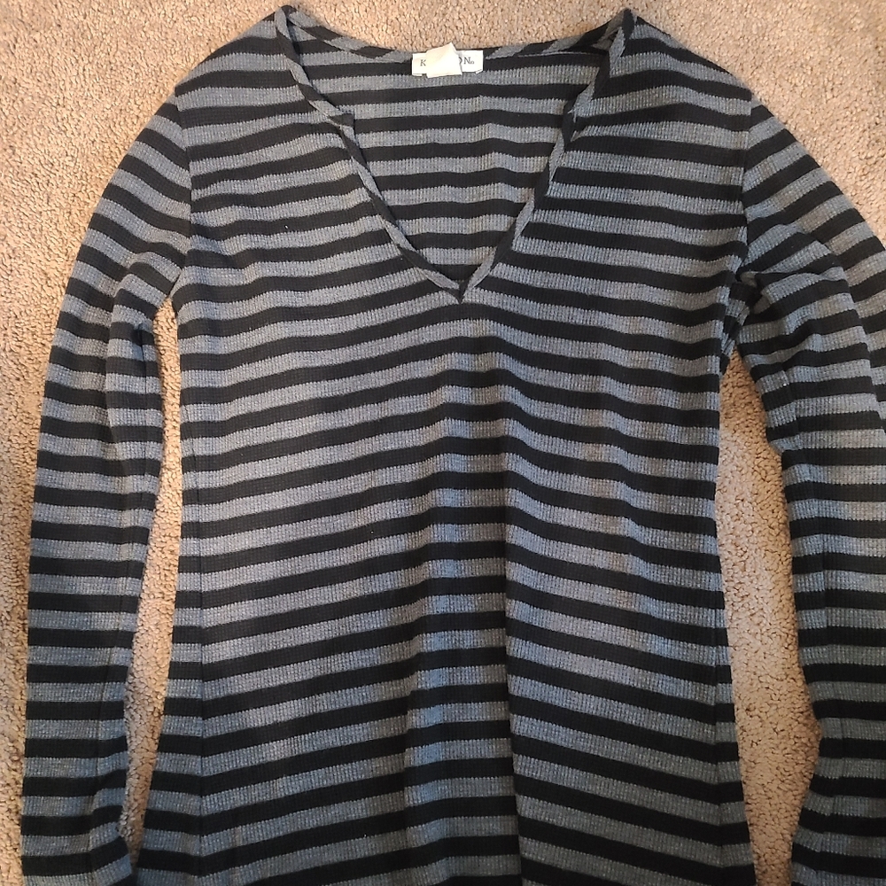 Kokoon, Medium, Black and Gray Striped